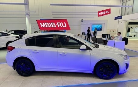 Chevrolet Cruze II, 2014 год, 820 000 рублей, 4 фотография