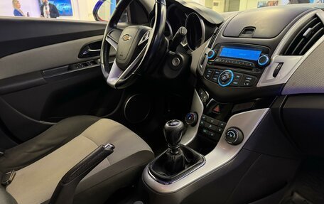 Chevrolet Cruze II, 2014 год, 820 000 рублей, 16 фотография