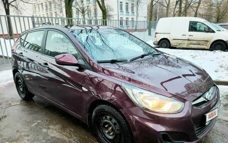 Hyundai Solaris II рестайлинг, 2012 год, 645 000 рублей, 2 фотография