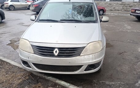 Renault Logan I, 2013 год, 410 000 рублей, 3 фотография