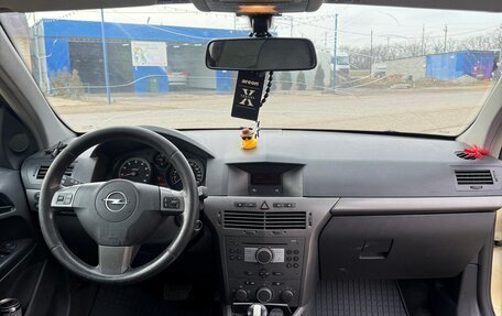 Opel Astra H, 2004 год, 440 000 рублей, 12 фотография