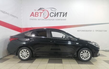 Hyundai Solaris II рестайлинг, 2017 год, 1 204 000 рублей, 8 фотография