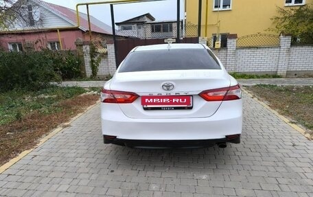 Toyota Camry, 2019 год, 2 200 000 рублей, 7 фотография