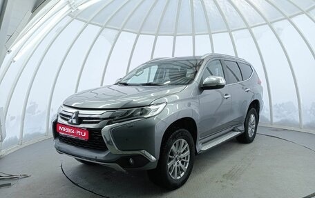 Mitsubishi Pajero Sport III рестайлинг, 2016 год, 3 050 000 рублей, 1 фотография