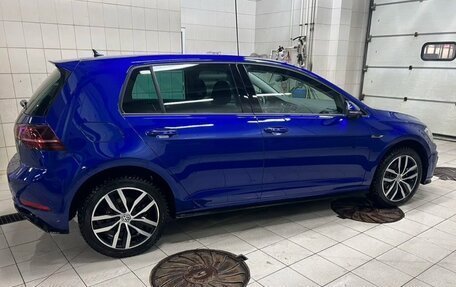 Volkswagen Golf VII, 2018 год, 2 495 000 рублей, 3 фотография