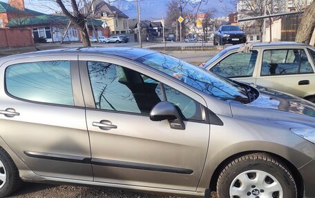 Peugeot 308 II, 2011 год, 550 000 рублей, 2 фотография