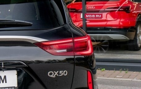 Infiniti QX50 II, 2018 год, 2 590 000 рублей, 11 фотография