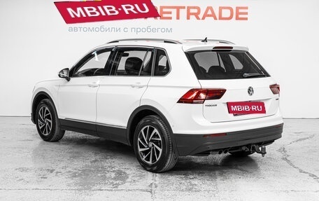 Volkswagen Tiguan II, 2018 год, 2 899 000 рублей, 7 фотография