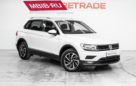 Volkswagen Tiguan II, 2018 год, 2 899 000 рублей, 3 фотография