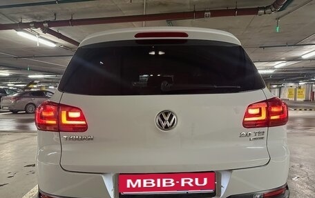 Volkswagen Tiguan I, 2015 год, 2 100 000 рублей, 6 фотография