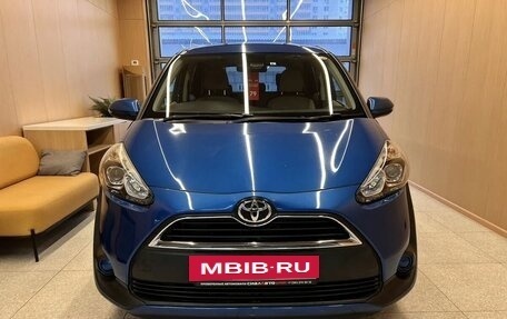 Toyota Sienta II, 2018 год, 1 479 000 рублей, 2 фотография