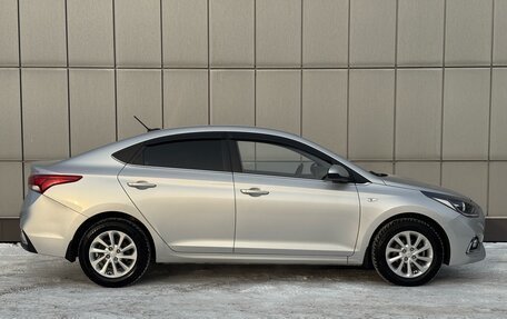 Hyundai Solaris II рестайлинг, 2019 год, 1 549 000 рублей, 5 фотография