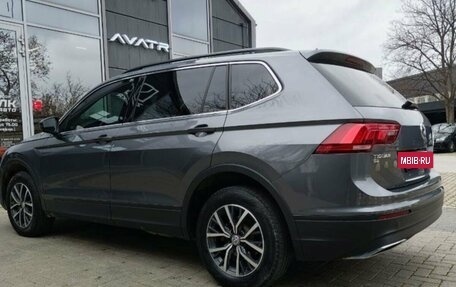 Volkswagen Tiguan II, 2019 год, 2 710 000 рублей, 4 фотография