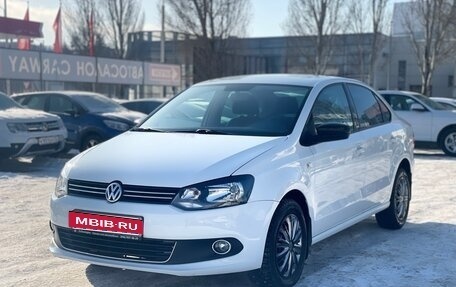 Volkswagen Polo VI (EU Market), 2014 год, 990 000 рублей, 1 фотография