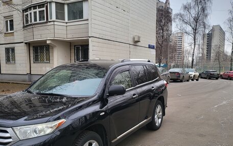 Toyota Highlander III, 2013 год, 1 480 000 рублей, 15 фотография