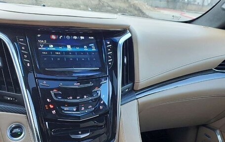 Cadillac Escalade IV, 2018 год, 5 550 000 рублей, 16 фотография