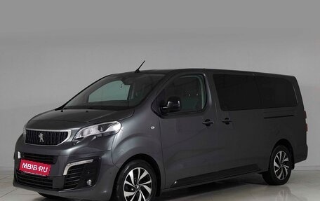 Peugeot Traveller I, 2018 год, 2 500 000 рублей, 1 фотография