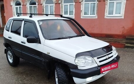 Chevrolet Niva I рестайлинг, 2003 год, 199 000 рублей, 4 фотография