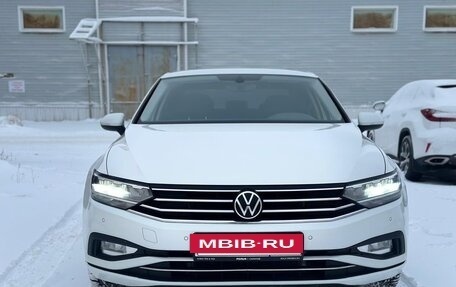 Volkswagen Passat B8 рестайлинг, 2021 год, 2 850 000 рублей, 9 фотография