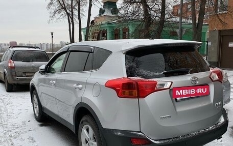 Toyota RAV4, 2013 год, 1 800 000 рублей, 4 фотография