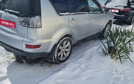 Mitsubishi Outlander III рестайлинг 3, 2012 год, 1 400 000 рублей, 2 фотография