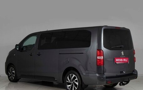 Peugeot Traveller I, 2018 год, 2 500 000 рублей, 4 фотография