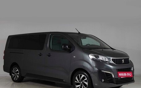 Peugeot Traveller I, 2018 год, 2 500 000 рублей, 3 фотография