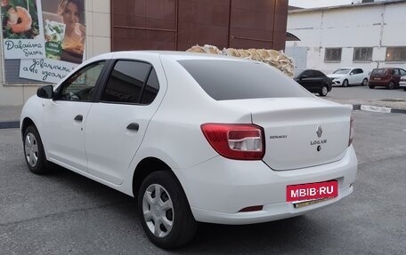 Renault Logan II, 2017 год, 850 000 рублей, 3 фотография