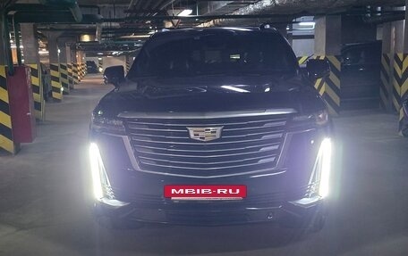 Cadillac Escalade V, 2021 год, 13 500 000 рублей, 8 фотография