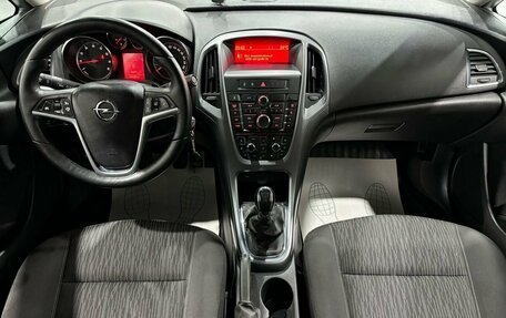 Opel Astra J, 2013 год, 778 000 рублей, 10 фотография