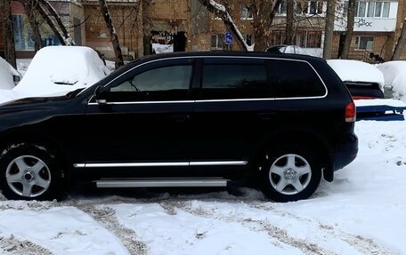 Volkswagen Touareg III, 2004 год, 900 000 рублей, 4 фотография