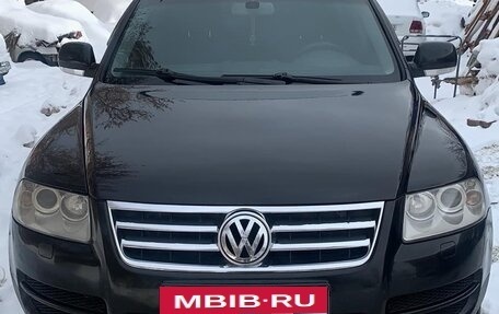 Volkswagen Touareg III, 2004 год, 900 000 рублей, 3 фотография