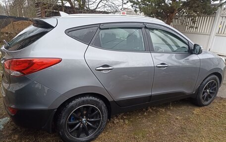 Hyundai ix35 I рестайлинг, 2015 год, 1 570 000 рублей, 4 фотография