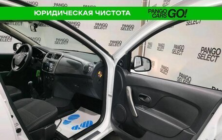 Renault Logan II, 2016 год, 845 000 рублей, 19 фотография