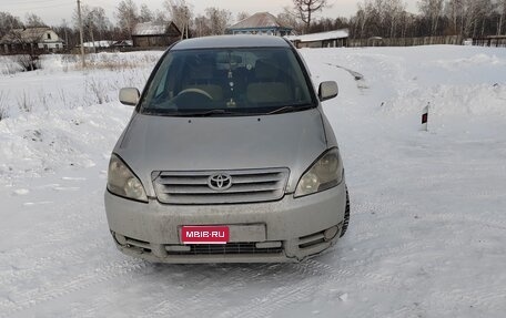 Toyota Ipsum II, 2001 год, 550 000 рублей, 1 фотография