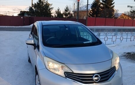 Nissan Note II рестайлинг, 2013 год, 950 000 рублей, 14 фотография