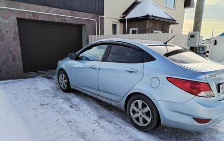 Hyundai Solaris II рестайлинг, 2012 год, 580 000 рублей, 5 фотография