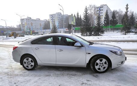 Opel Insignia II рестайлинг, 2011 год, 1 200 000 рублей, 22 фотография