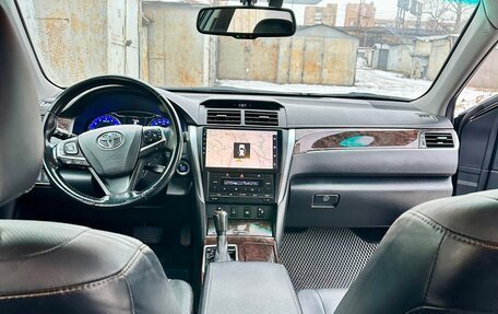 Toyota Camry, 2016 год, 2 430 000 рублей, 13 фотография