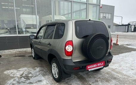 Chevrolet Niva I рестайлинг, 2013 год, 630 000 рублей, 7 фотография