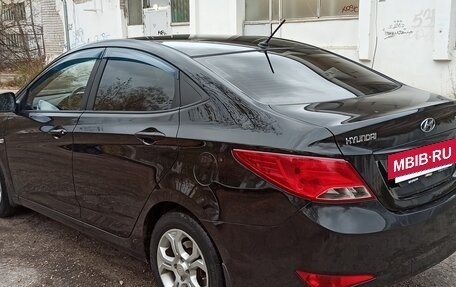 Hyundai Solaris II рестайлинг, 2015 год, 980 000 рублей, 14 фотография