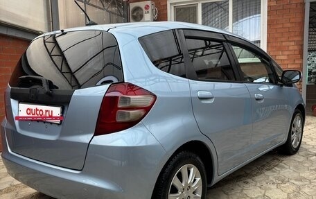 Honda Fit III, 2008 год, 675 000 рублей, 12 фотография