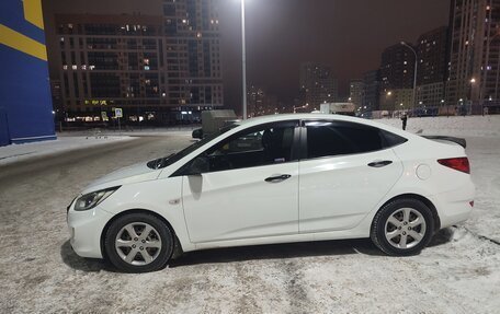 Hyundai Solaris II рестайлинг, 2012 год, 765 000 рублей, 6 фотография