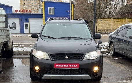 Mitsubishi Outlander III рестайлинг 3, 2007 год, 950 000 рублей, 1 фотография