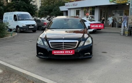 Mercedes-Benz E-Класс, 2010 год, 1 850 000 рублей, 3 фотография