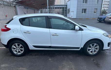 Renault Megane III, 2015 год, 880 000 рублей, 3 фотография