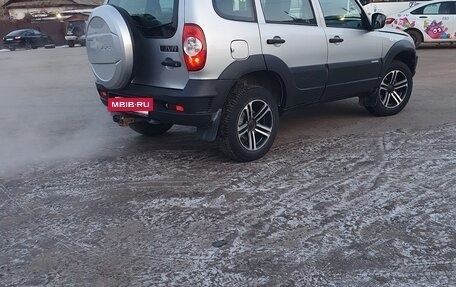 Chevrolet Niva I рестайлинг, 2019 год, 740 000 рублей, 2 фотография