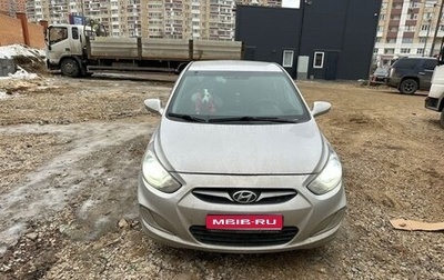 Hyundai Solaris II рестайлинг, 2011 год, 650 000 рублей, 1 фотография