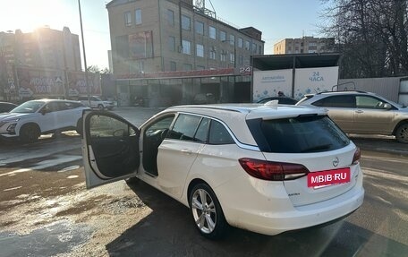 Opel Astra K, 2018 год, 1 550 000 рублей, 3 фотография