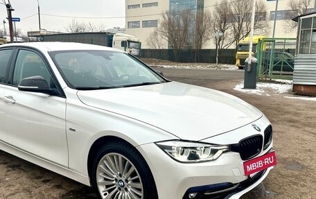 BMW 3 серия, 2017 год, 3 100 000 рублей, 3 фотография